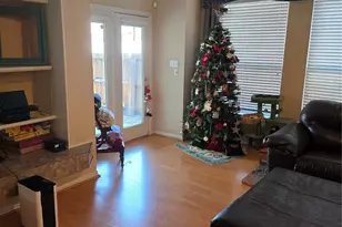 709 Creek Walk Pl, Arlington, TX 76015 - Photo 10