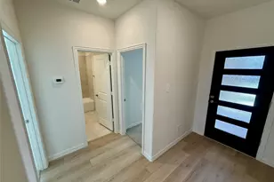 409 Loch Dr, Sherman, TX 75092 - Photo 2