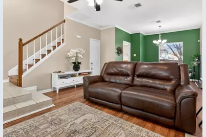 1804 Hunters Ridge Drive, Grapevine, TX 76051 - Photo 6