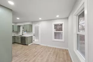 8904 Briley Rd, Dallas, TX 75217 - Photo 4