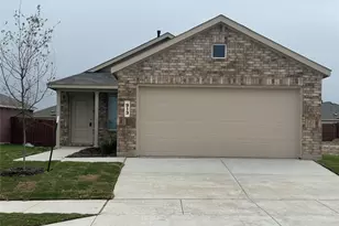913 Birkdale Dr, Ennis, TX 75119 - Photo 1