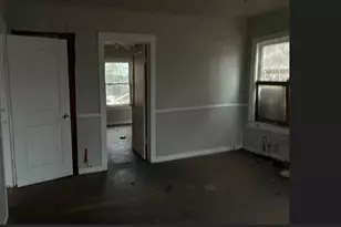 237 13th St NE, Paris, TX 75460 - Photo 2