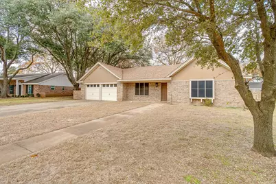 1114 Willowcreek Road, Cleburne, TX 76033 - Photo 2