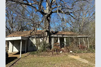 2100 Bonham Street, Paris, TX 75460 - Photo 1