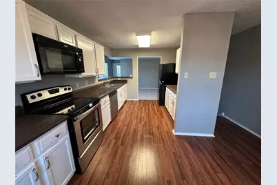 1312 Golden Gate Drive, Carrollton, TX 75007 - Photo 10