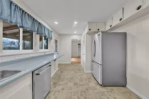 716 Stuckert Dr, Fort Worth, TX 76028 - Photo 32