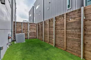 5711 Bryan Pkwy, Dallas, TX 75206 - Photo 26