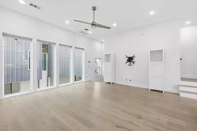 5711 Bryan Parkway #104, Dallas, TX 75206 - Photo 4