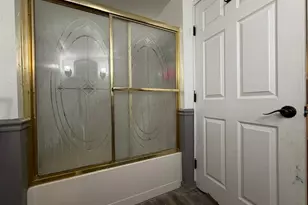 715 W Munson St, Denison, TX 75020 - Photo 10