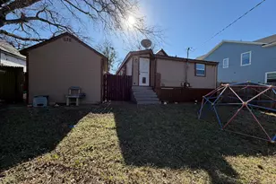 715 W Munson St, Denison, TX 75020 - Photo 20