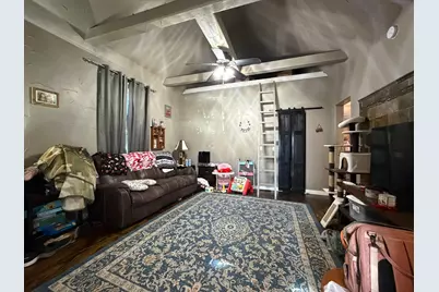 715 W Munson Street, Denison, TX 75020 - Photo 2