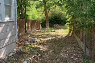 1801 Belle Pl, Fort Worth, TX 76107 - Photo 10