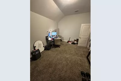 3878 Castle Hills, Dallas, TX 75241 - Photo 18