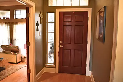 311 Ridge Hollow Trail, Venus, TX 76084 - Photo 6