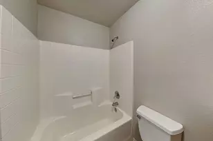 215 Bobbie Ann Ct, Granbury, TX 76049 - Photo 14