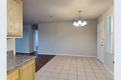 215 Bobbie Ann Court, Granbury, TX 76049 - Photo 4