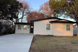 2553 Wicker Ave, Farmers Branch, TX 75234 - Photo 4