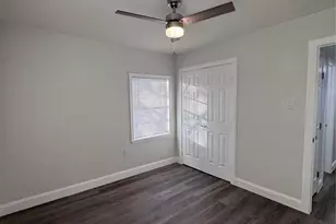 2553 Wicker Ave, Farmers Branch, TX 75234 - Photo 16