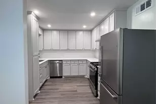 2553 Wicker Ave, Farmers Branch, TX 75234 - Photo 6