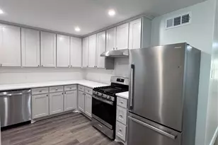 2553 Wicker Ave, Farmers Branch, TX 75234 - Photo 10