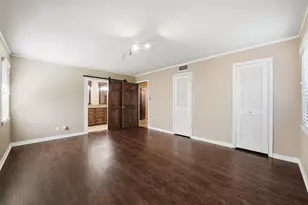 6049 Wimbleton Way, Fort Worth, TX 76133 - Photo 10