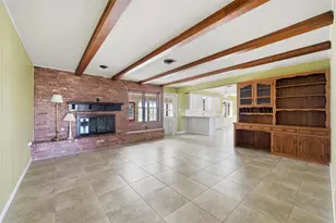 6049 Wimbleton Way, Fort Worth, TX 76133 - Photo 2