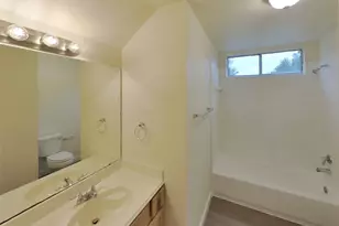 2033 Oak Bend Ln, Garland, TX 75040 - Photo 12