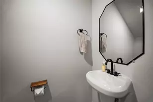 3225 Hampton Dr, Richland Hills, TX 76118 - Photo 8