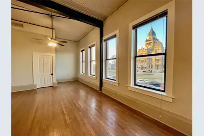 105 W Hickory Street #A, Denton, TX 76201 - Photo 6