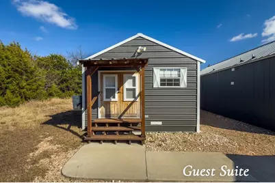 100 Creekview, Blum, TX 76627 - Photo 10