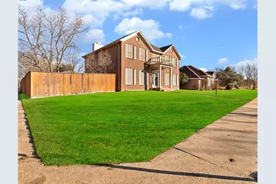 8213 Brentwood Street, Rowlett, TX 75088 - Photo 2