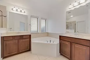 2401 Sun Creek Dr, Little Elm, TX 75068 - Photo 18