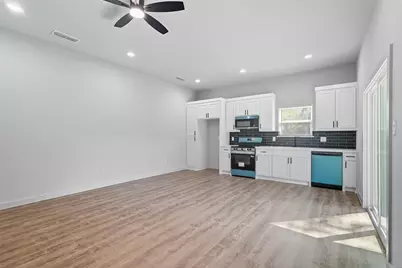 3305 Stevens Street #B, Greenville, TX 75401 - Photo 4