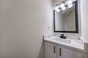 471 Meadowview Cir, Van Alstyne, TX 75495 - Photo 6