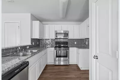 507 W Walker Street #509, Denison, TX 75020 - Photo 4