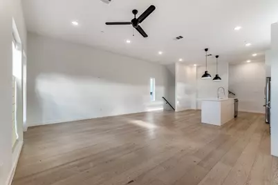 1505 N Garrett Avenue #105, Dallas, TX 75206 - Photo 4