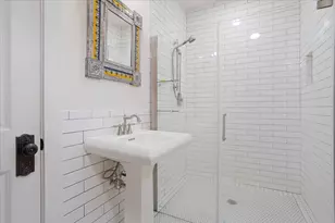 300 W 6th St, Bonham, TX 75418 - Photo 34