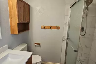 701 Towne House Ln, Richardson, TX 75081 - Photo 18