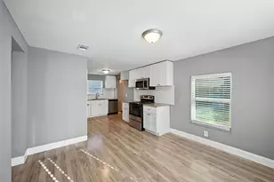 1927 S Fannin Ave, Denison, TX 75020 - Photo 2