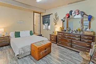 1320 Laredo Dr, Granbury, TX 76048 - Photo 16