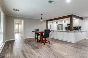 7407 Wellcrest Dr, Dallas, TX 75230 - Photo 8