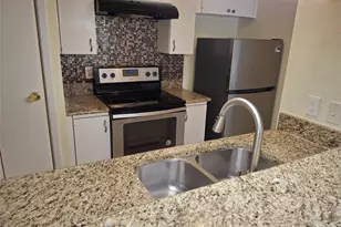 4859 Cedar Springs Rd, Dallas, TX 75219 - Photo 6