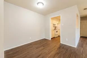 417 Gardenview St, Denton, TX 76207 - Photo 8