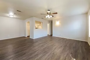 417 Gardenview St, Denton, TX 76207 - Photo 4