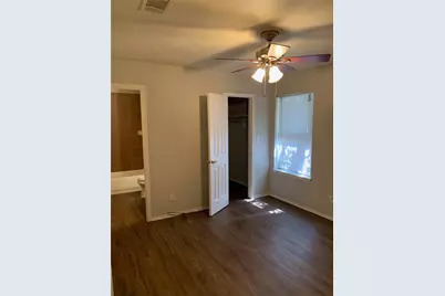 417 Gardenview Street, Denton, TX 76207 - Photo 2