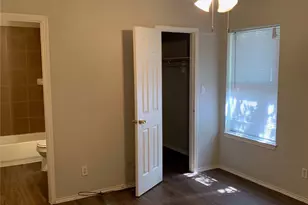 417 Gardenview St, Denton, TX 76207 - Photo 2