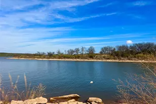 105 Breding Dr, Possum Kingdom Lake, TX 76449 - Photo 4