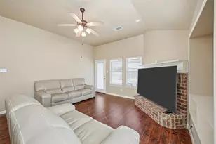 910 Fulbourne Dr, Anna, TX 75409 - Photo 12