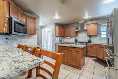 3934 Harlingen Street, Dallas, TX 75212 - Photo 8