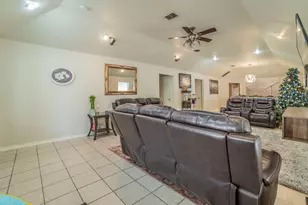 3934 Harlingen St, Dallas, TX 75212 - Photo 4